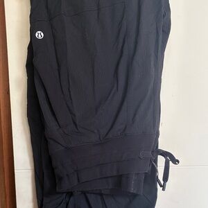lululemon athletica Black Women’s Lightweight Drawstring Pants